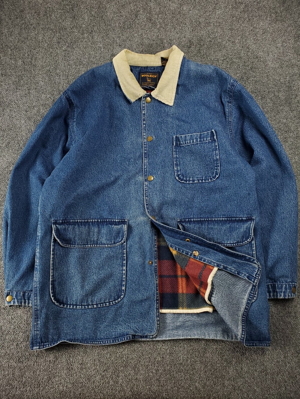 Vintage Woolrich Denim Barn Chore Coat Large Plaid Flannel Lined Corduroy Collar